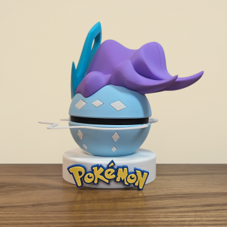 Figurine Pokéball Suicune, vue arrière, détail sur sa crinière violette emblématique