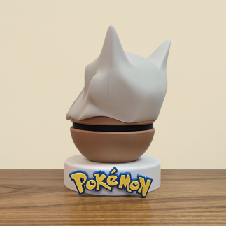 Figurine Pokéball Ossatueur : Vu de derrière, détail sur l'arrière du crâne blanc