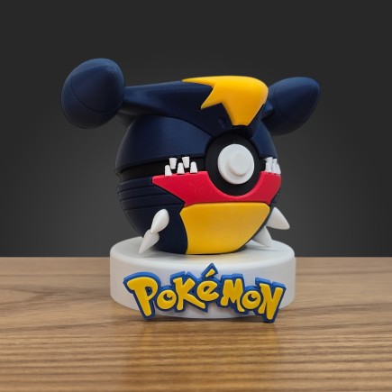 Pokéball Carchacrok - Garchomp : Le Cœur Draconique d'un Prédateur