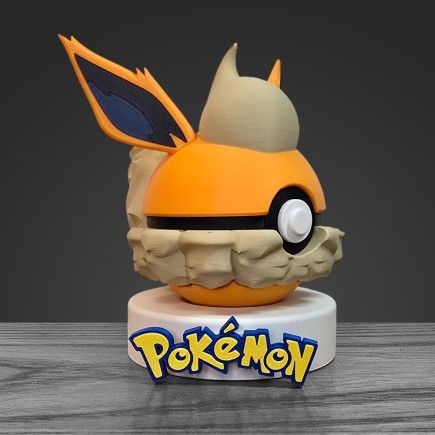 Pokéball Pyroli - Flareon : La Puissance du Feu !